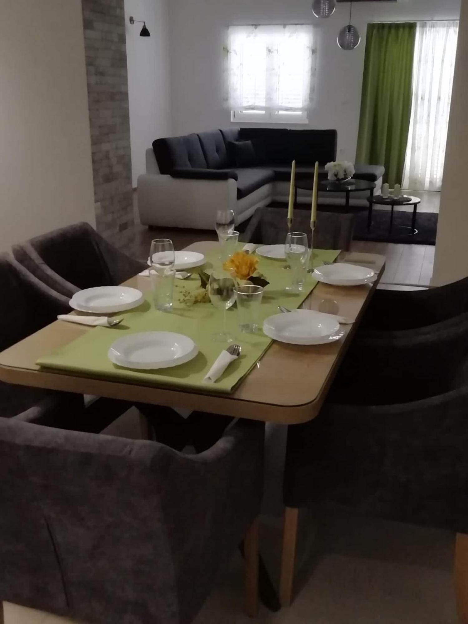 Albatros Apartman Kaštel Sućurac Kültér fotó